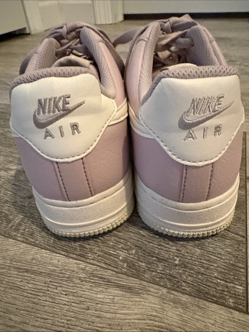 Nike Women's Low-Top Sneakers in Dusty Lilac